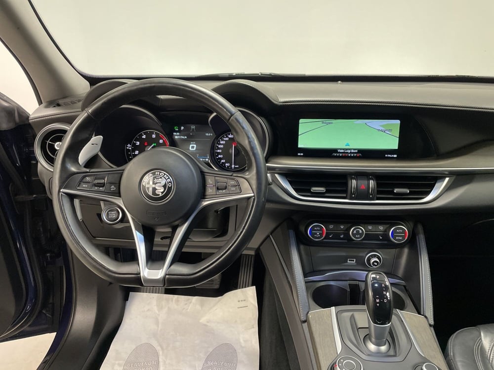 Alfa Romeo Stelvio usata a Varese (14)