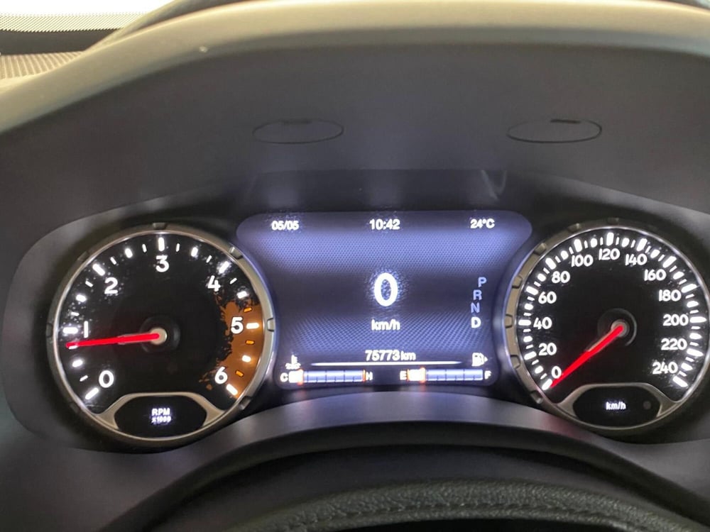 Jeep Renegade usata a Milano (11)