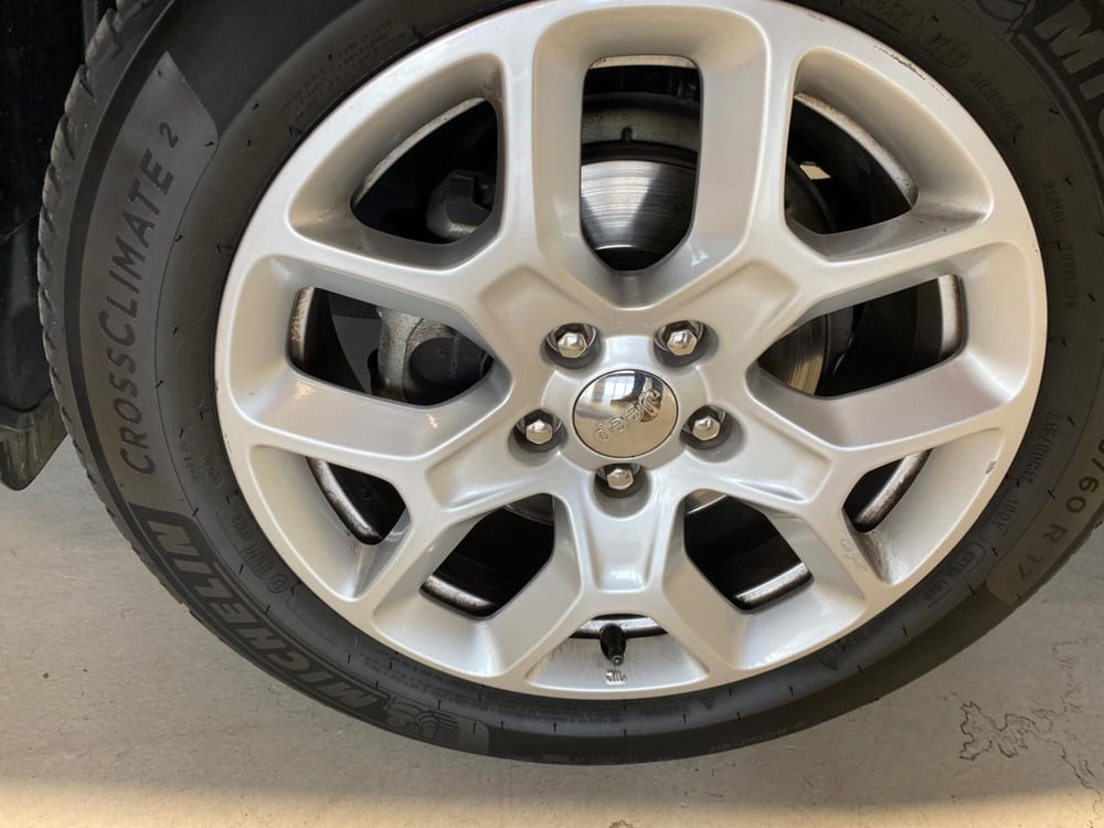 Jeep Renegade usata a Milano (9)