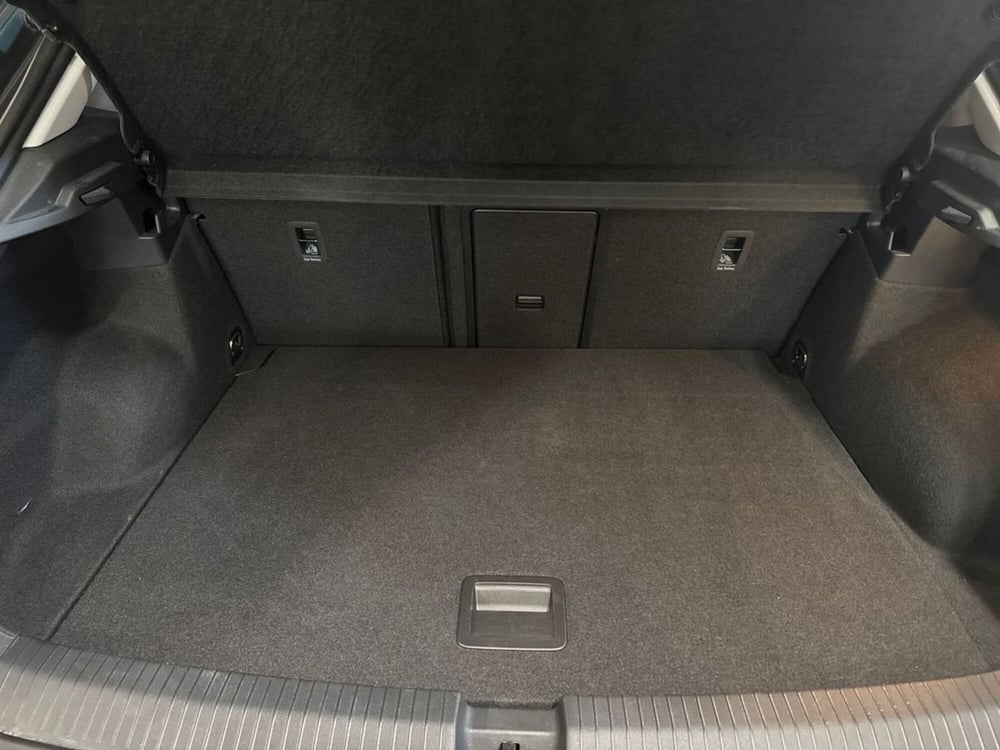 Volkswagen T-Roc usata a Firenze (8)