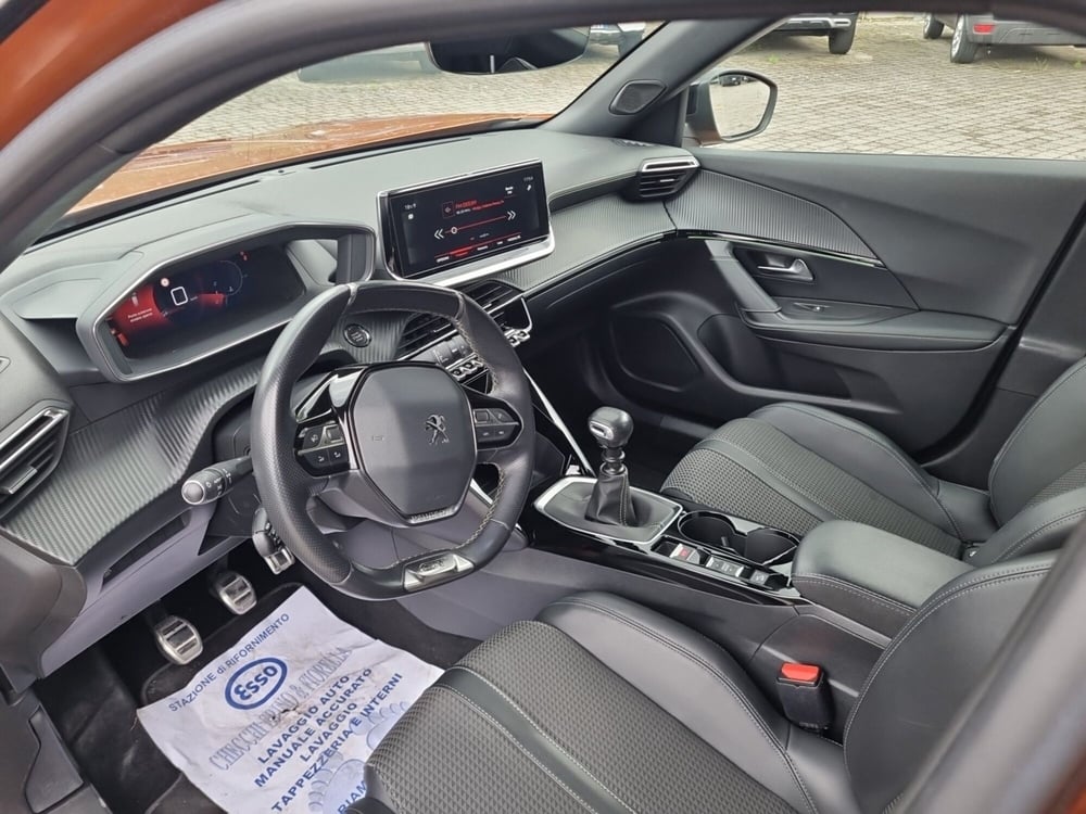 Peugeot 2008 usata a Lucca (7)