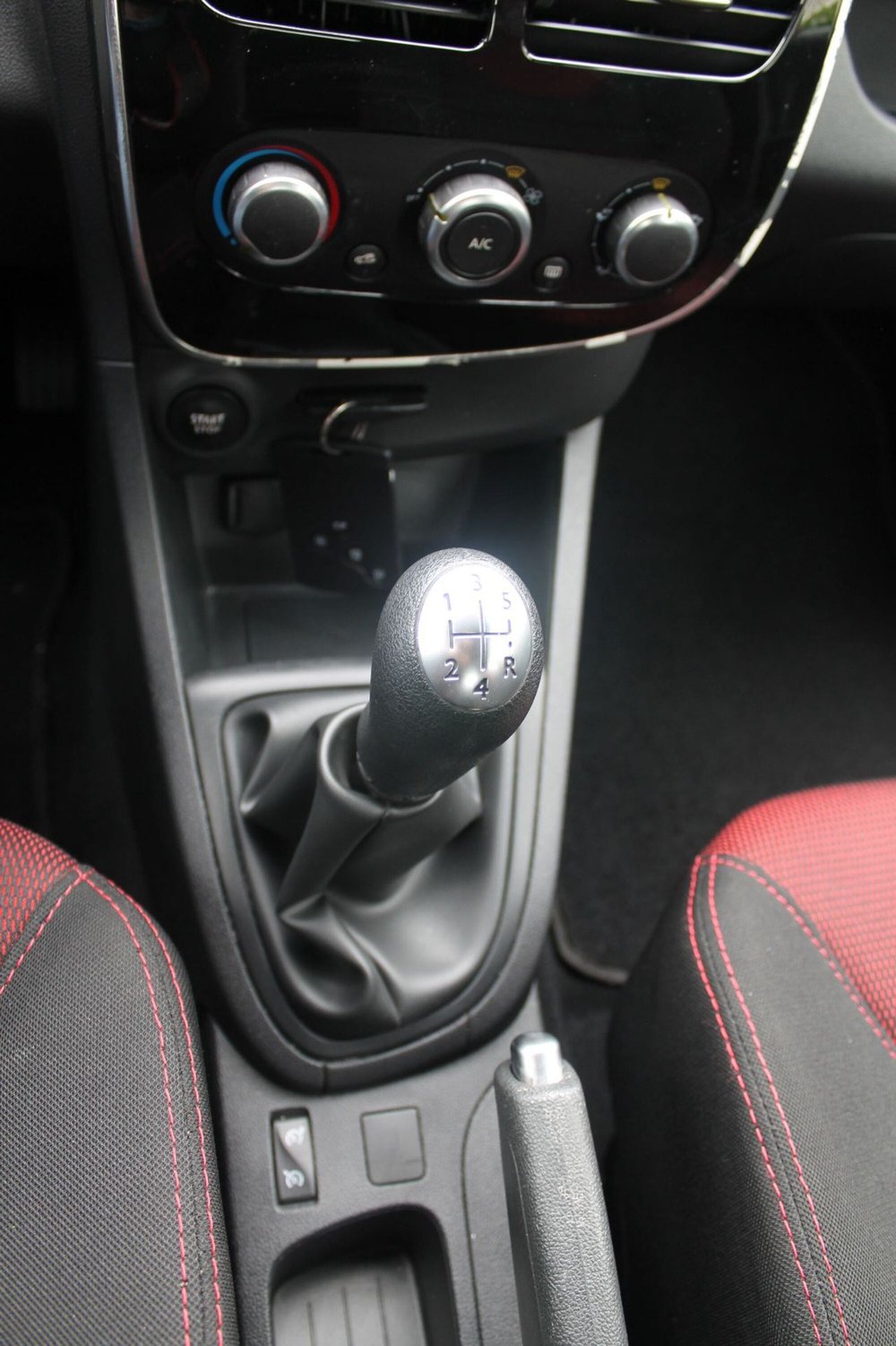 Renault Clio usata a Cuneo (13)