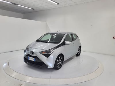 Toyota Aygo Connect 1.0 VVT-i 72 CV 5 porte x-play del 2019 usata a Catanzaro