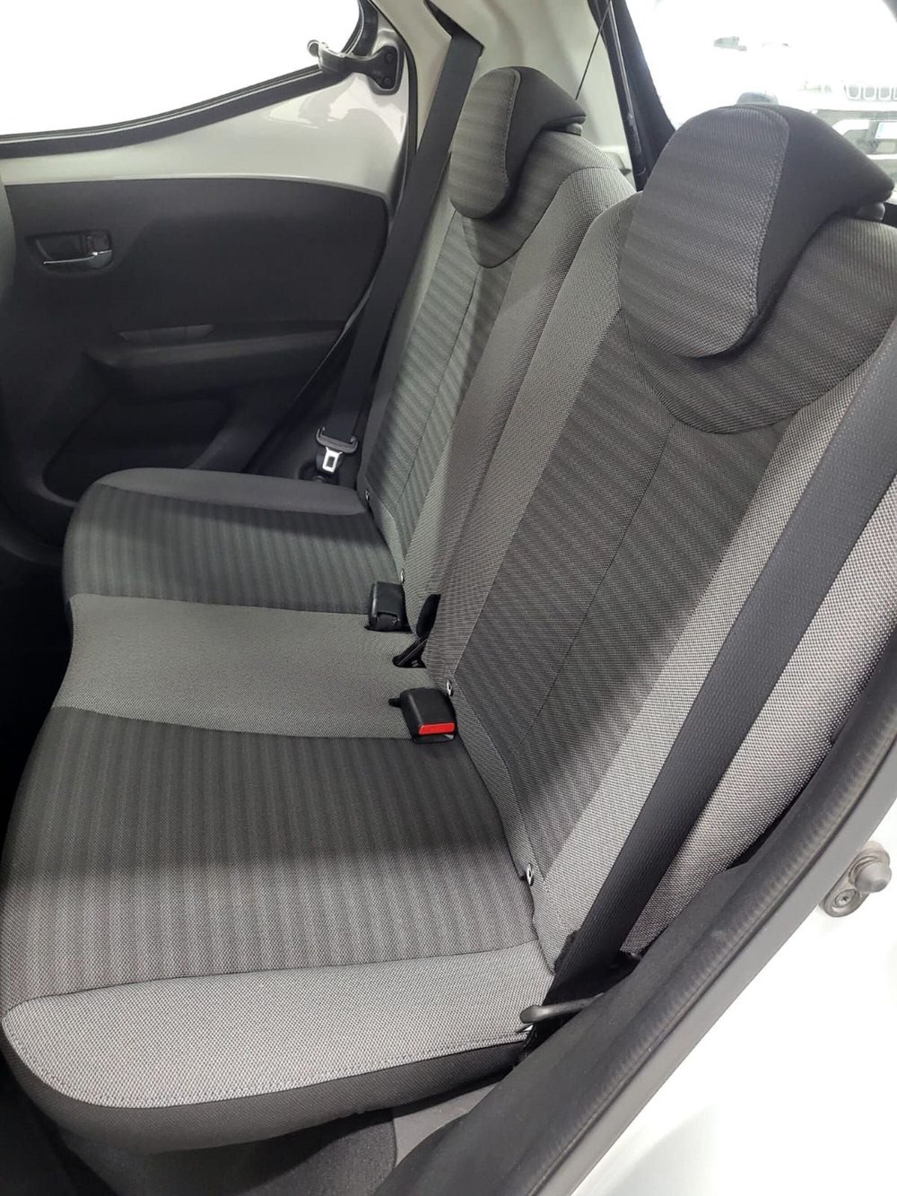 Toyota Aygo usata a Catanzaro (6)