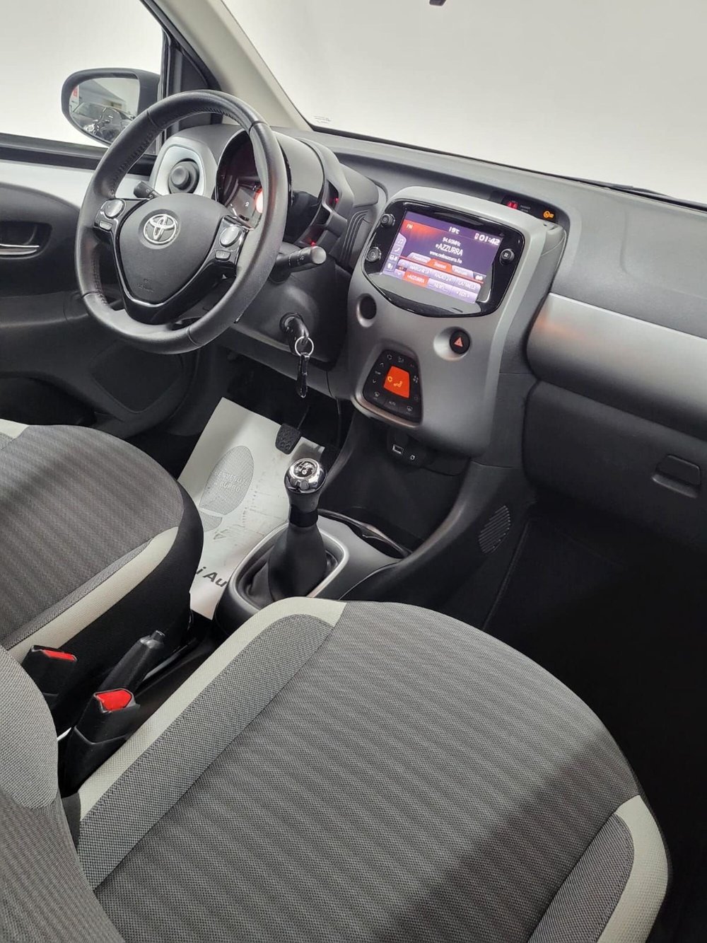 Toyota Aygo usata a Catanzaro (8)