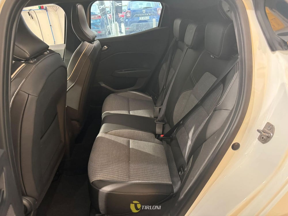 Renault Clio usata a Milano (18)