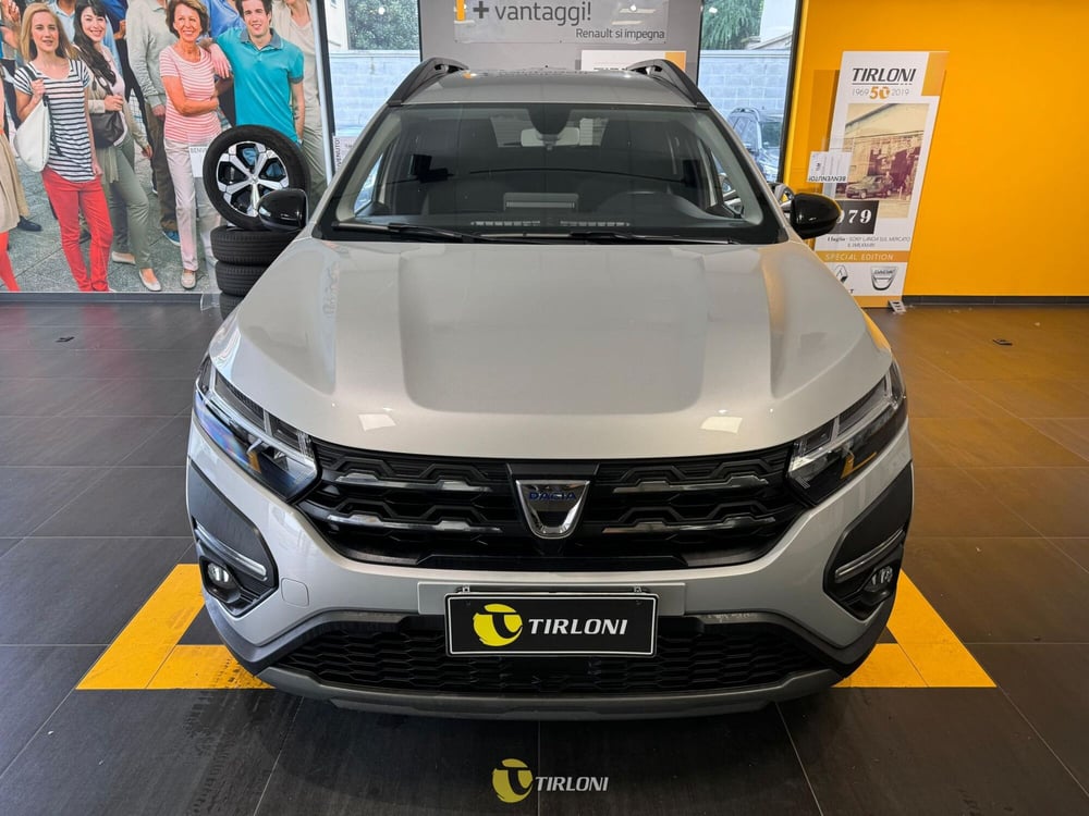 Dacia Jogger usata a Milano (6)