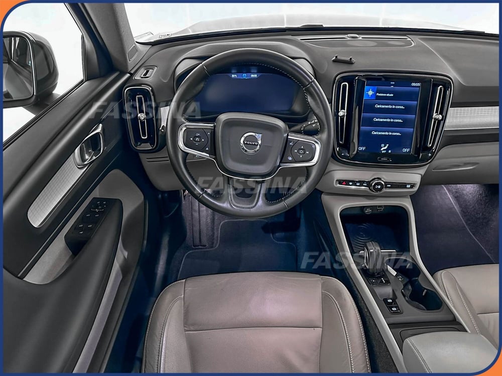 Volvo XC40 usata a Milano (10)