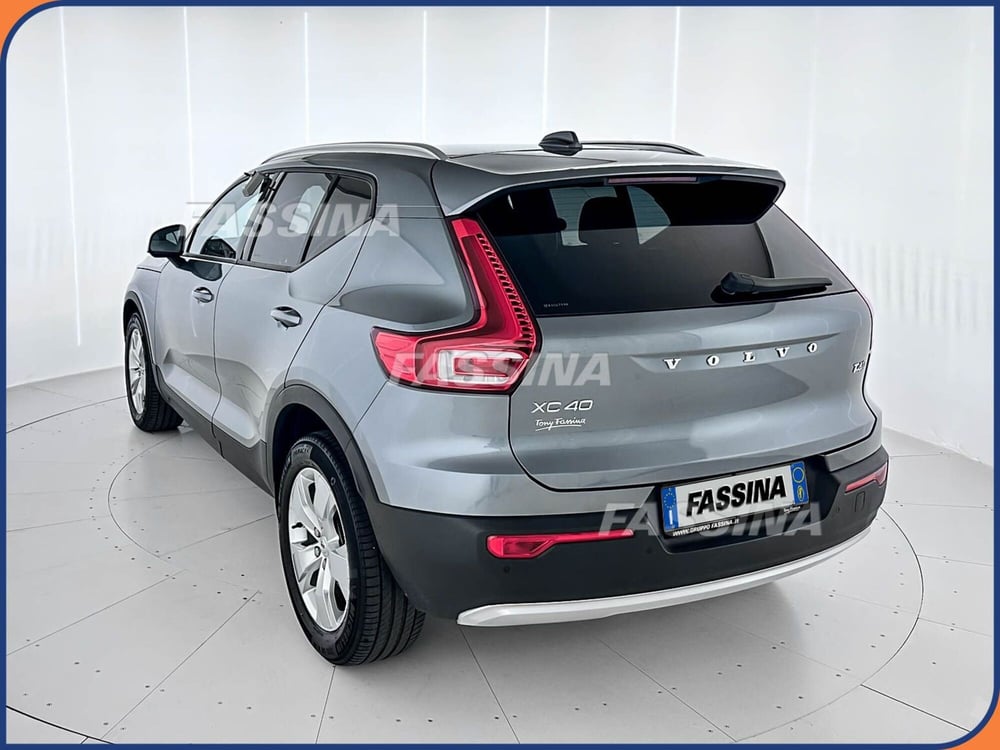 Volvo XC40 usata a Milano (4)