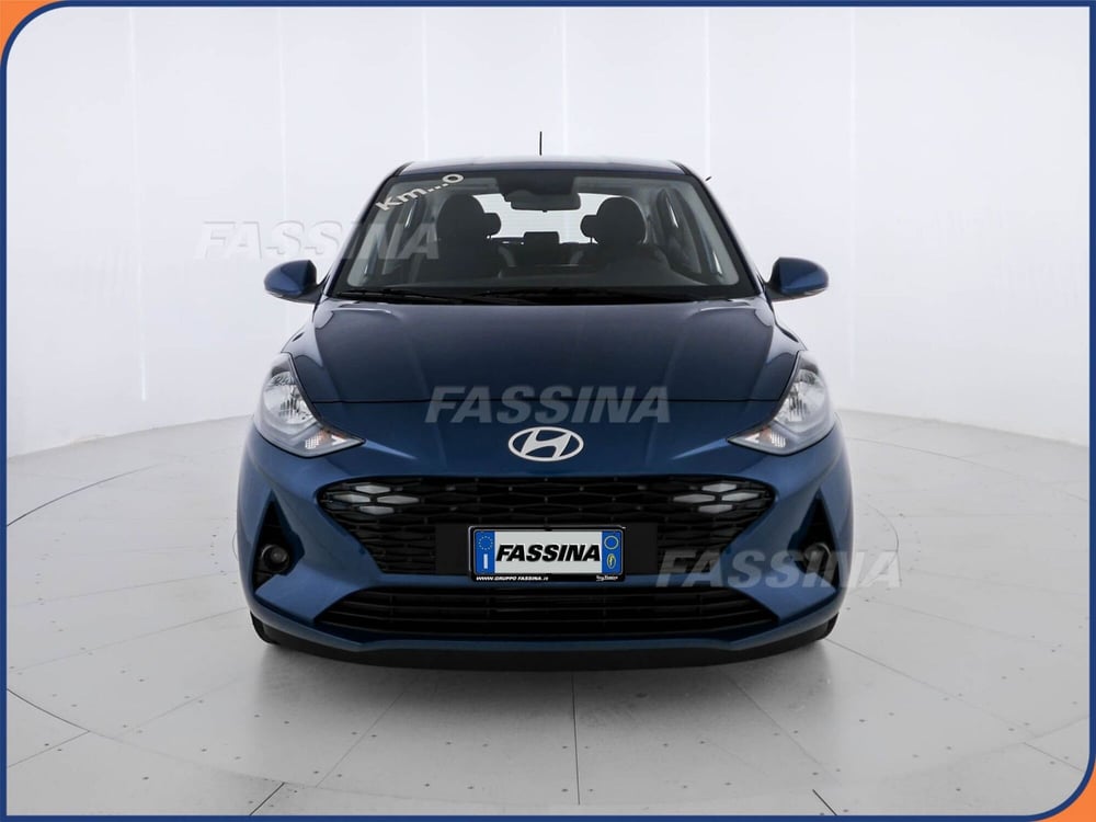 Hyundai i10 nuova a Milano (2)