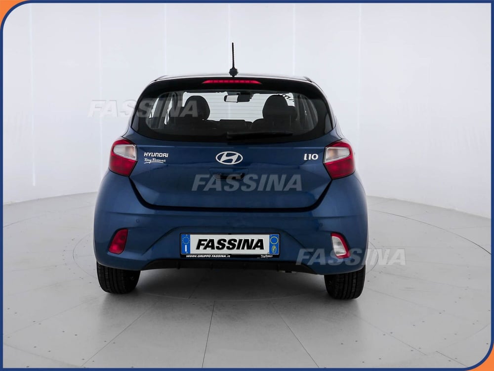 Hyundai i10 nuova a Milano (5)