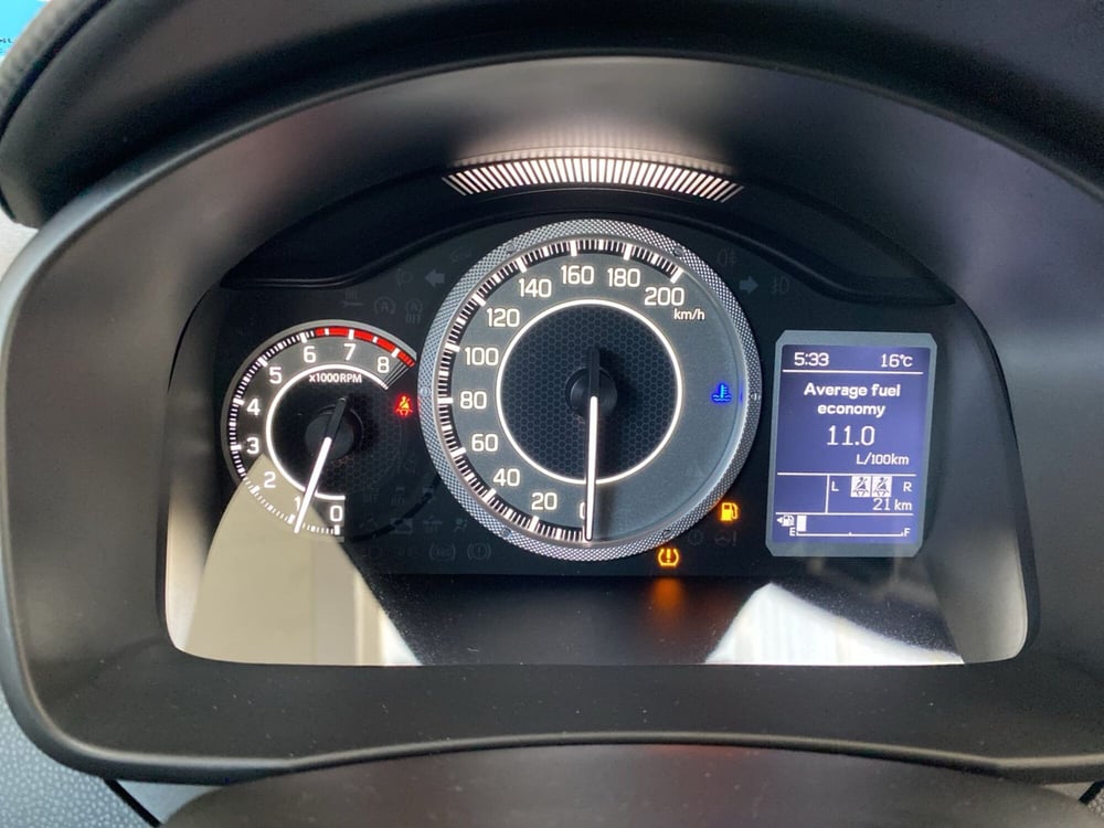 Suzuki Ignis nuova a Lodi (15)