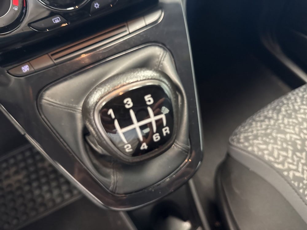 Lancia Ypsilon usata a Palermo (10)