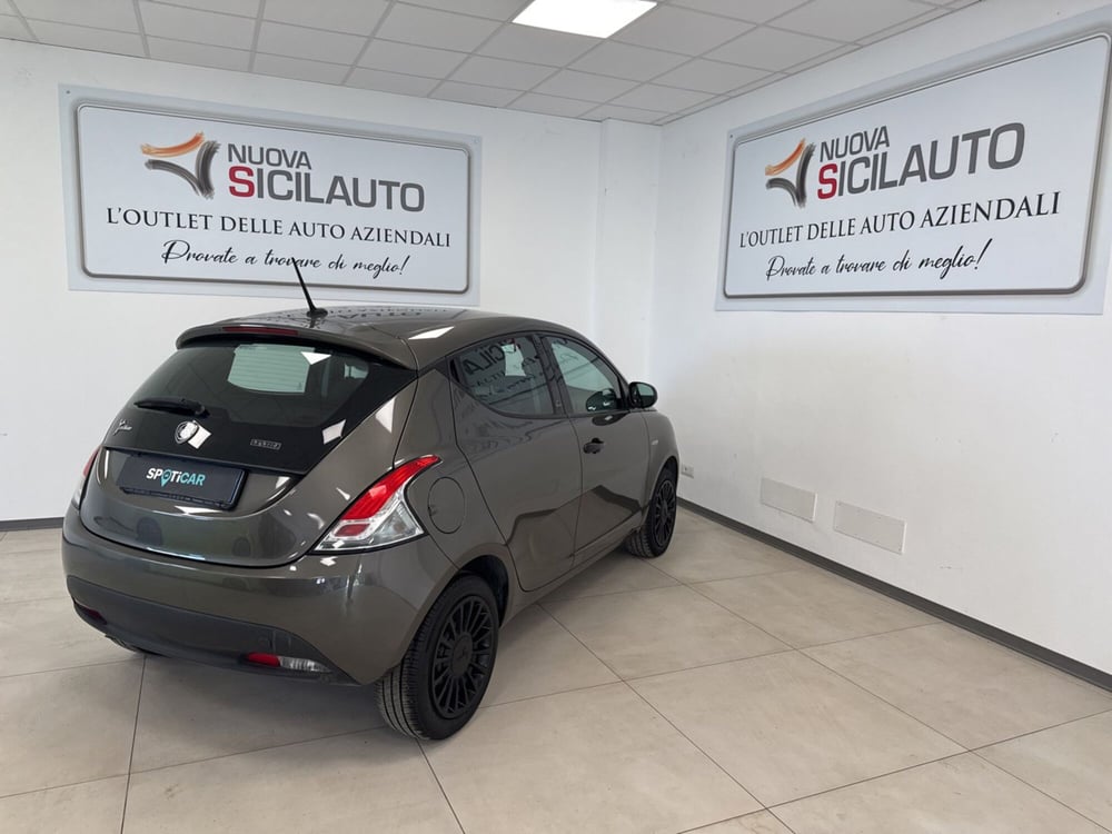 Lancia Ypsilon usata a Palermo (13)