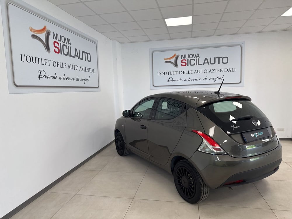 Lancia Ypsilon usata a Palermo (14)