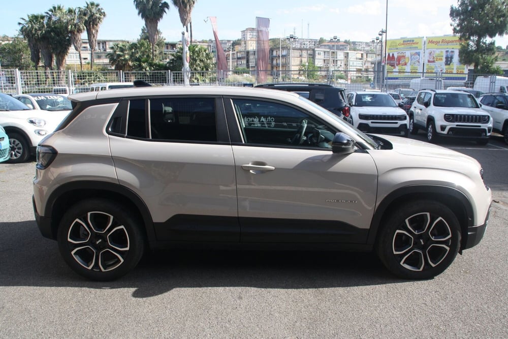 Jeep Avenger usata a Catania (8)