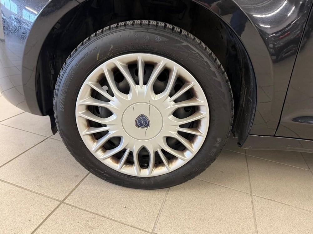 Lancia Ypsilon usata a Arezzo (16)