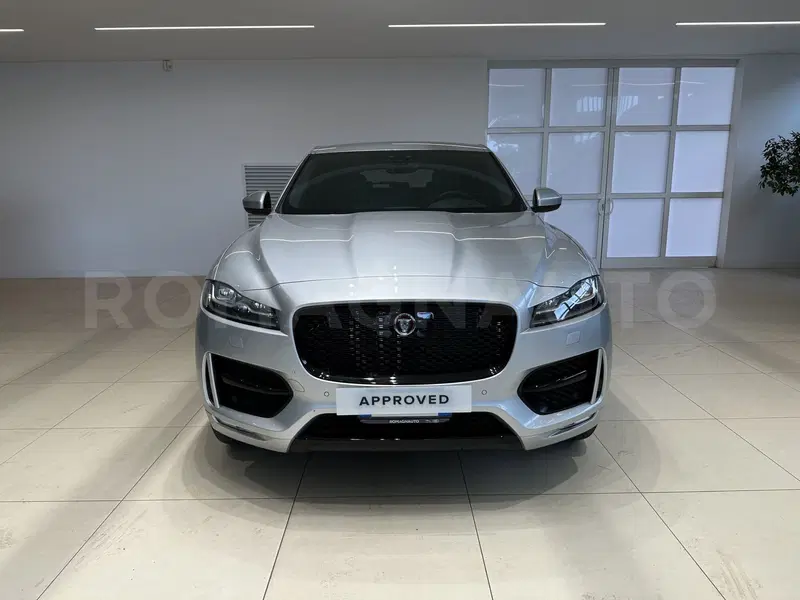 Jaguar F-Pace nuova a Forlì-Cesena (2)
