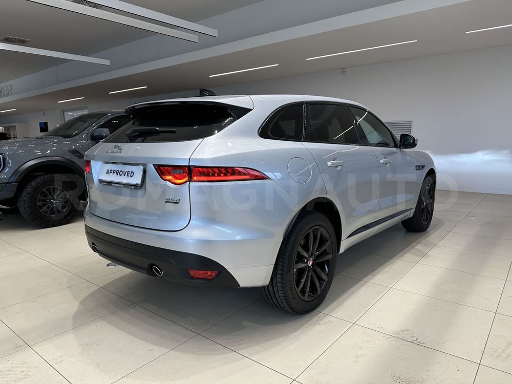 Jaguar F-Pace nuova a Forlì-Cesena (5)