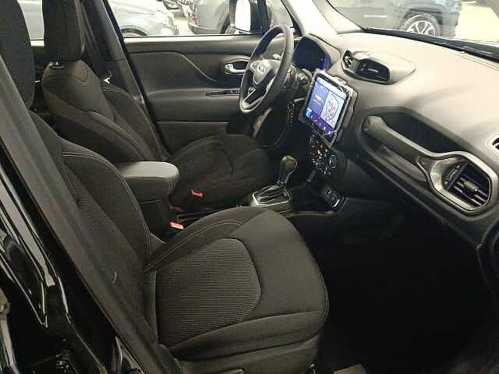 Jeep Renegade nuova a Teramo (12)