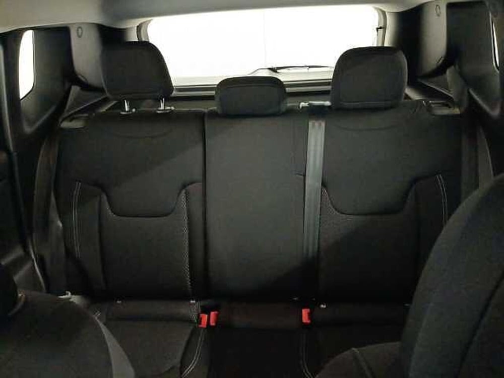 Jeep Renegade nuova a Teramo (13)