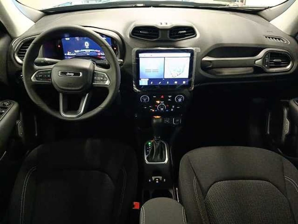 Jeep Renegade nuova a Teramo (15)
