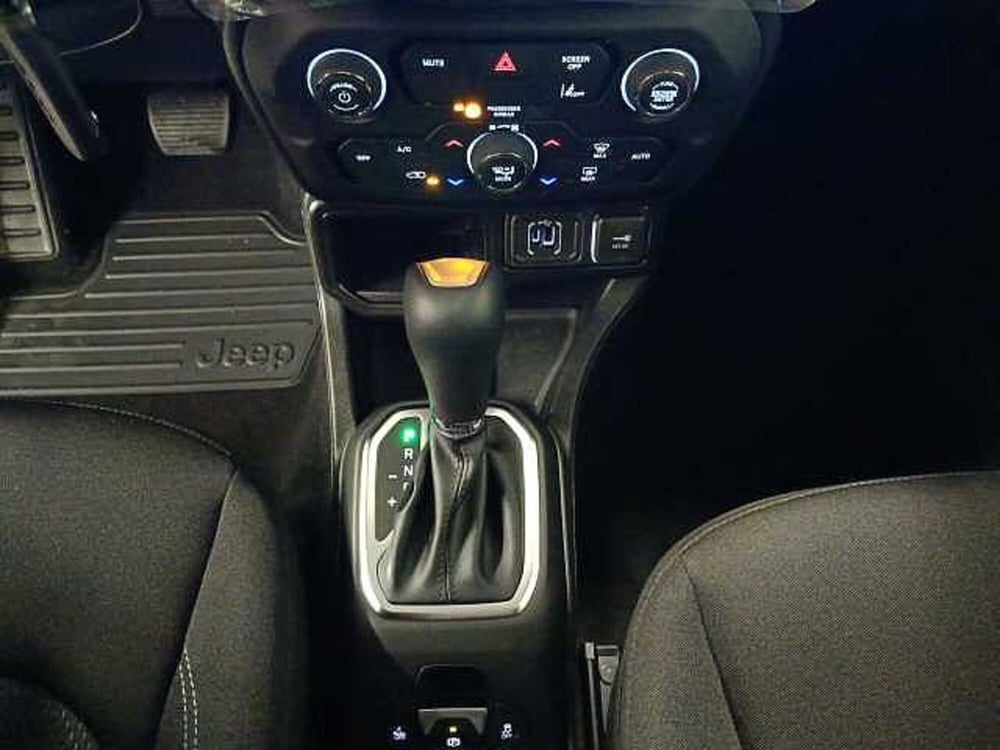Jeep Renegade nuova a Teramo (20)