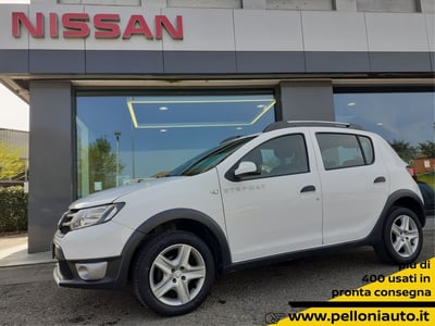 Dacia Sandero Stepway 0.9 TCe 90 CV Comfort del 2016 usata a Modena