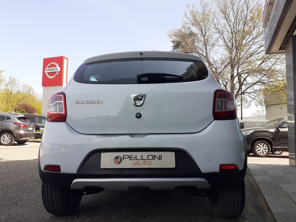 Dacia Sandero usata a Modena (5)