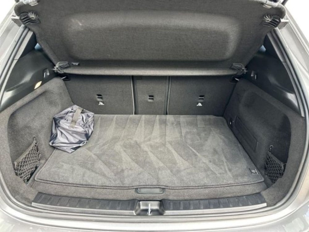 Mercedes-Benz GLA SUV usata a Avellino (8)
