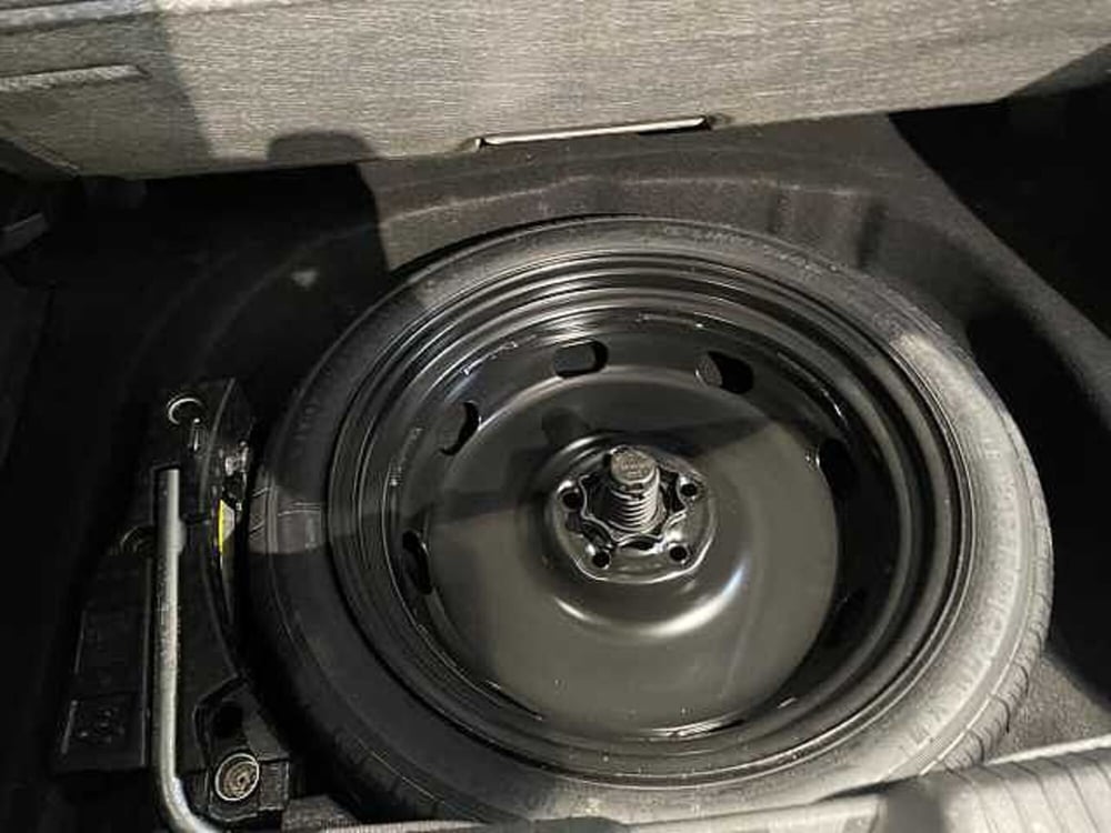Volkswagen Golf usata a Genova (9)