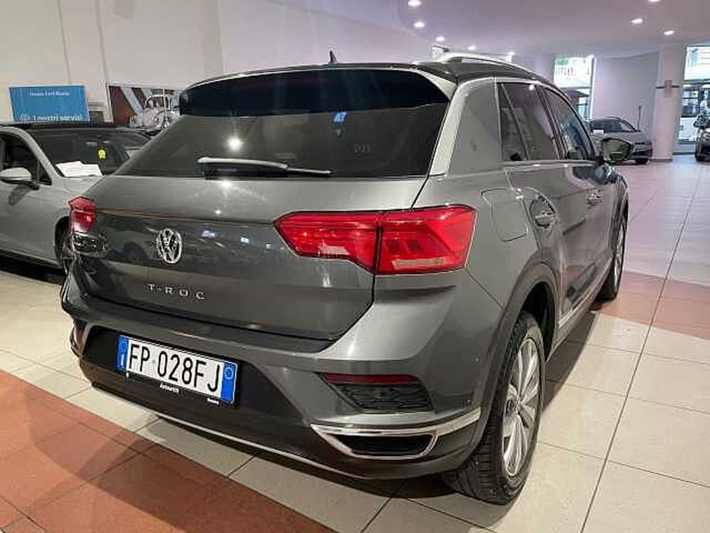 Volkswagen T-Roc usata a Genova (4)