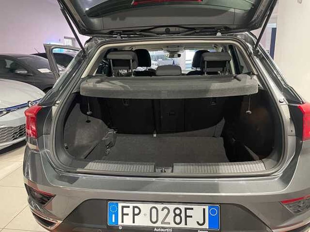 Volkswagen T-Roc usata a Genova (8)