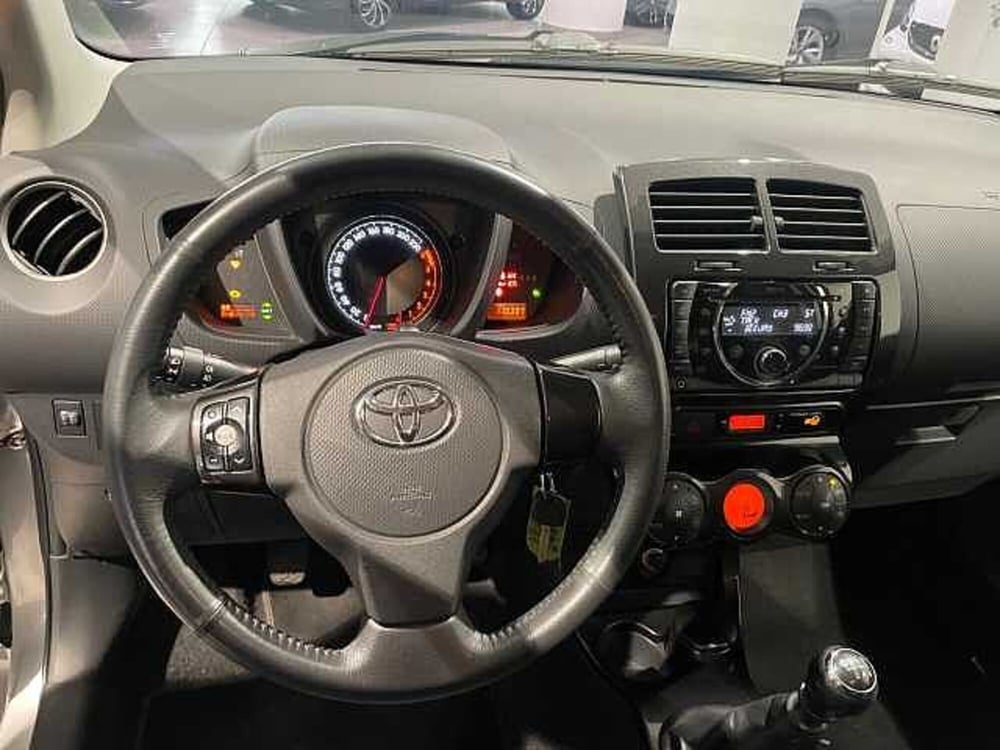 Toyota Urban Cruiser usata a Genova (9)