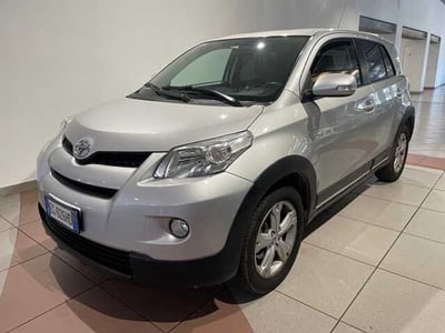 Toyota Urban Cruiser Cruiser 1.D-4D AWD Sol del 2011 usata a Genova