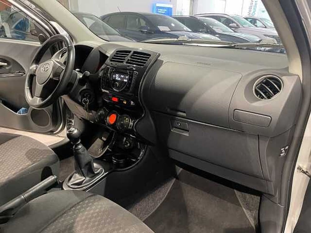 Toyota Urban Cruiser usata a Genova (8)