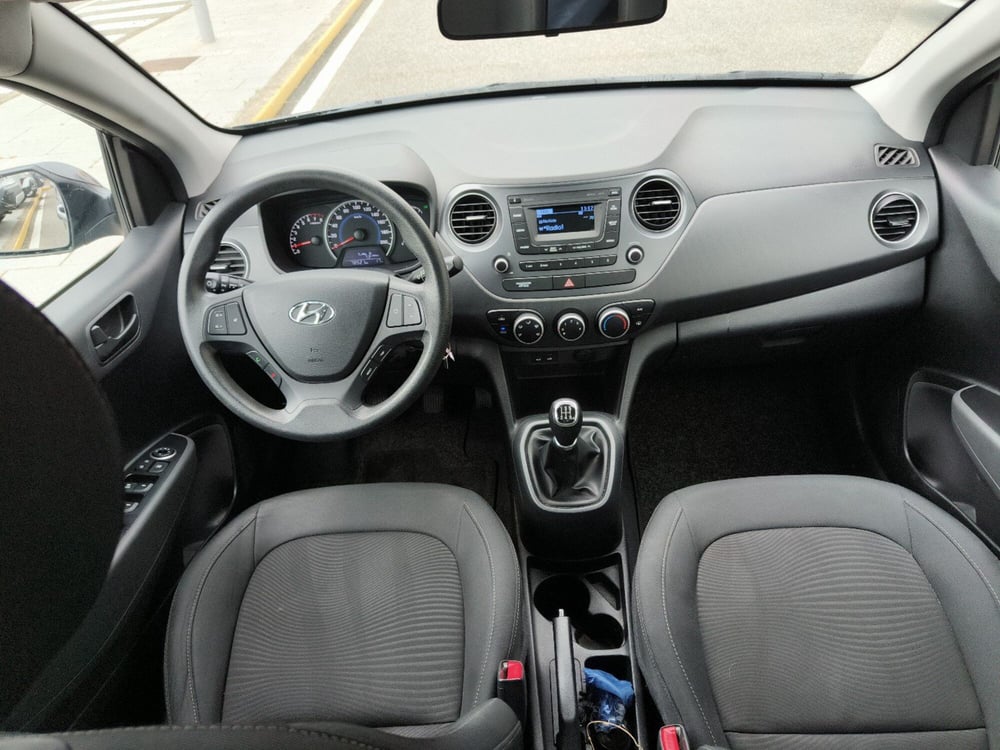 Hyundai i10 usata a Reggio Calabria (11)