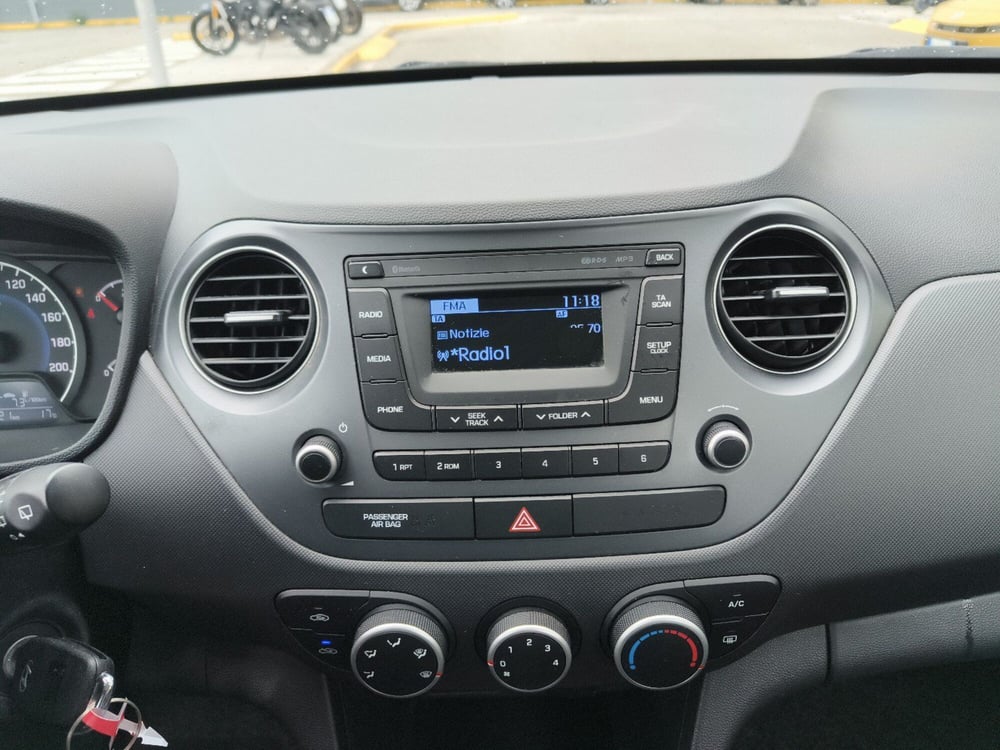 Hyundai i10 usata a Reggio Calabria (13)