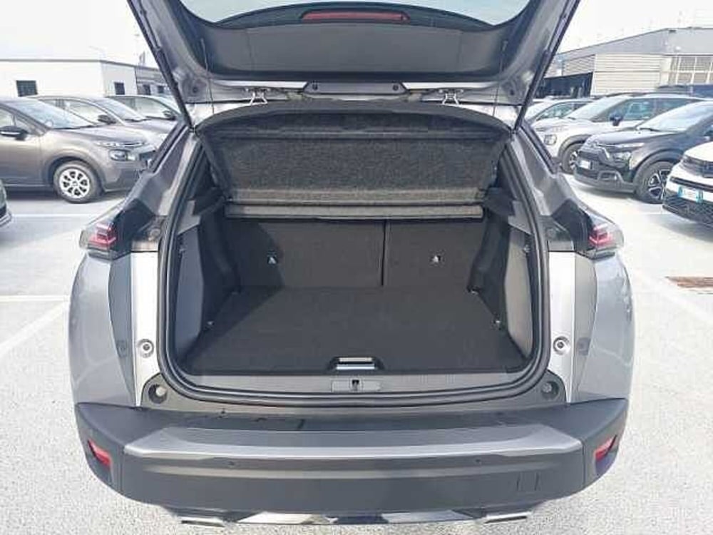 Peugeot 2008 nuova a Ravenna (6)