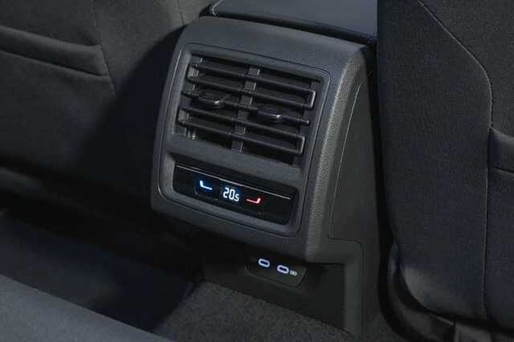 Volkswagen Golf usata a Como (11)