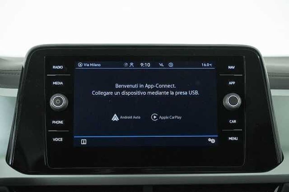 Volkswagen T-Roc usata a Como (18)