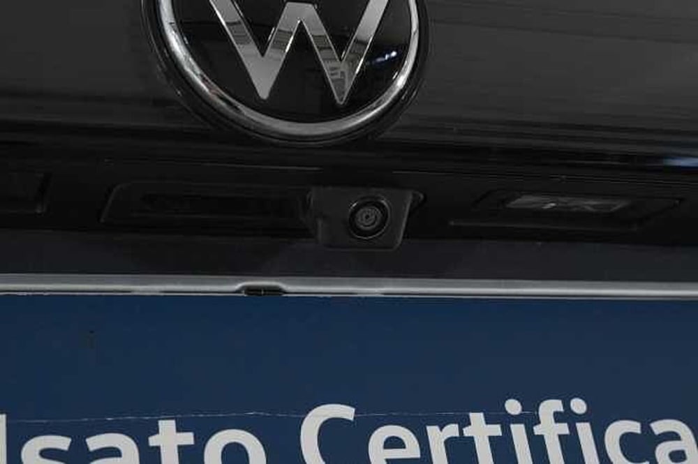 Volkswagen T-Cross usata a Como (10)