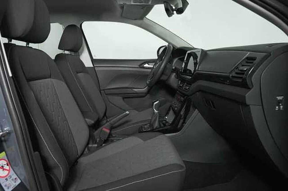 Volkswagen T-Cross usata a Como (12)