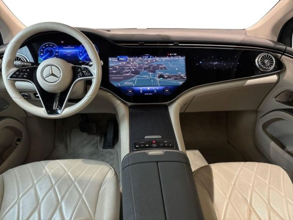 Mercedes-Benz EQS SUV usata a Bologna (9)
