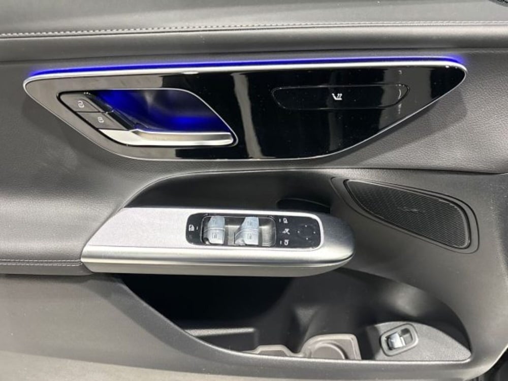 Mercedes-Benz GLC nuova a Bologna (10)