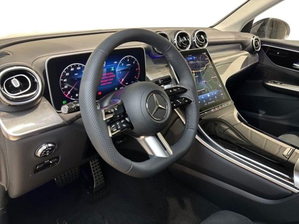 Mercedes-Benz GLC nuova a Bologna (11)