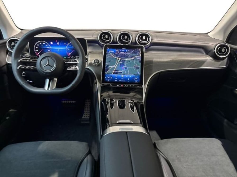 Mercedes-Benz GLC nuova a Bologna (13)