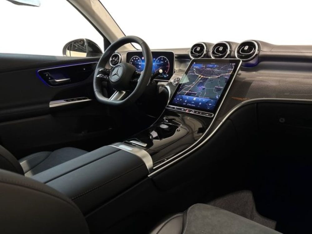 Mercedes-Benz GLC nuova a Bologna (15)