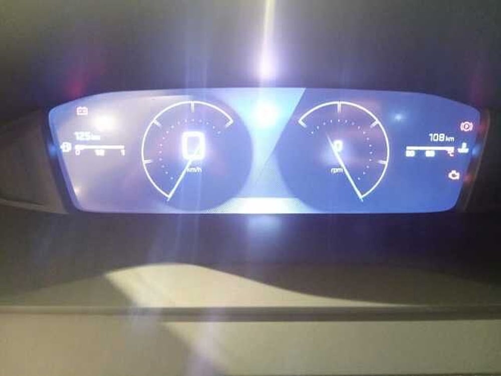 Peugeot 2008 nuova a Genova (9)