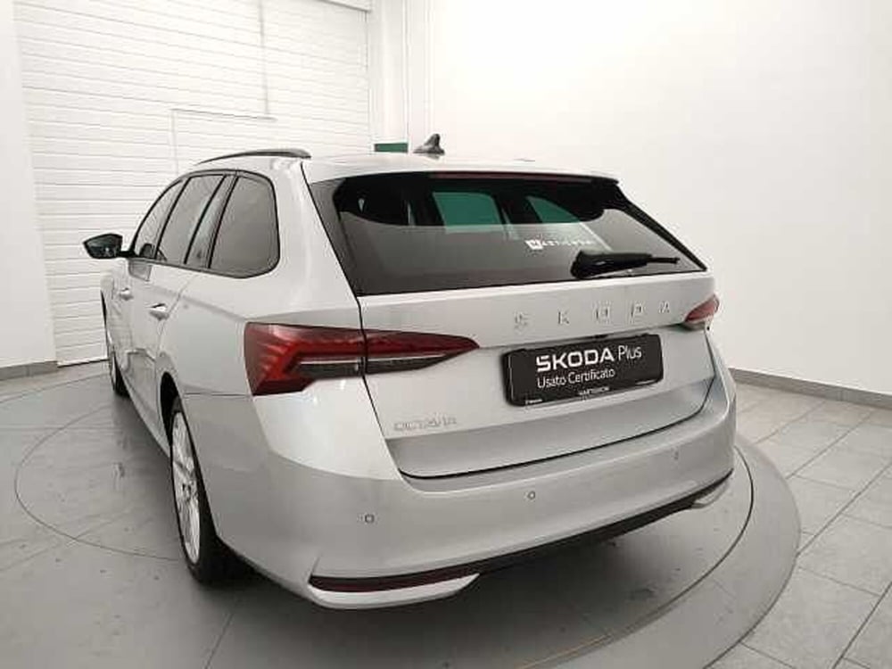 Skoda Octavia Station Wagon usata a Varese (8)